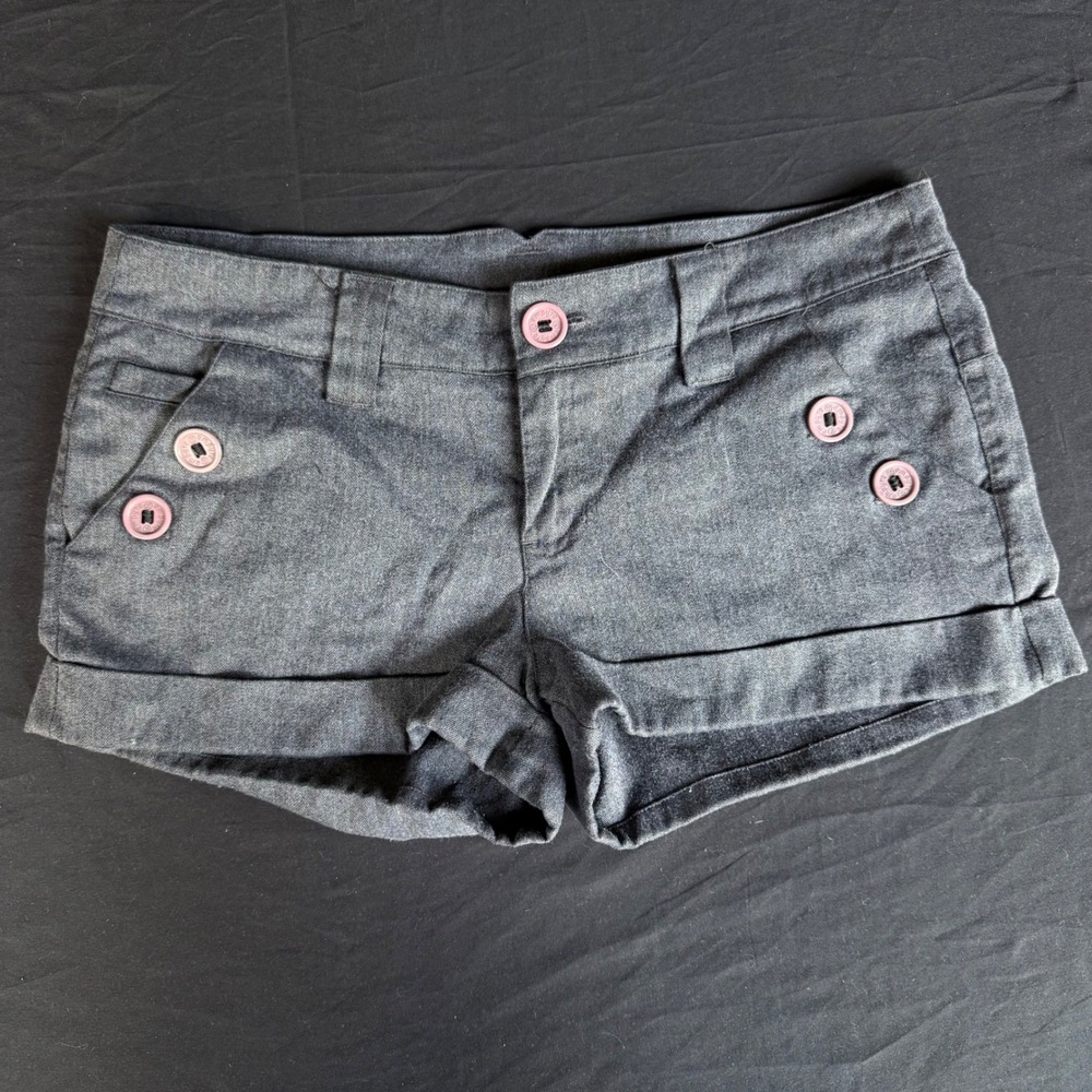 Empyre Gray Herringbone Cuffed Shorts Pink Buttons Low Rise Size 9 Skate Street